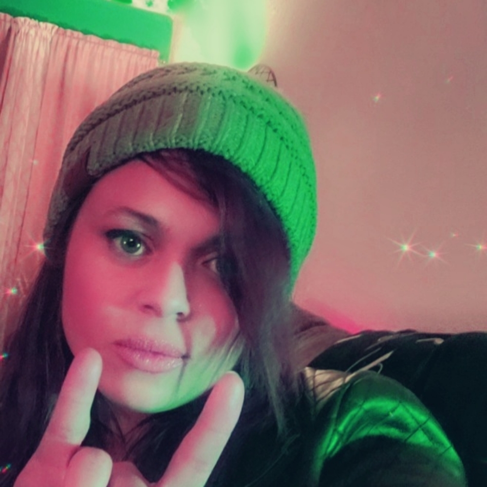 Meet your Posher, Brooke